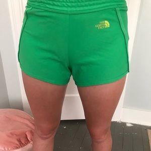 NORTH FACE ATHLETIC SHORTS